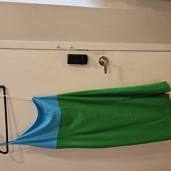 Petal + Pup Blue and Green Xiomar One Shoulder Midi Dress 10 NWT - Picture 5 of 10